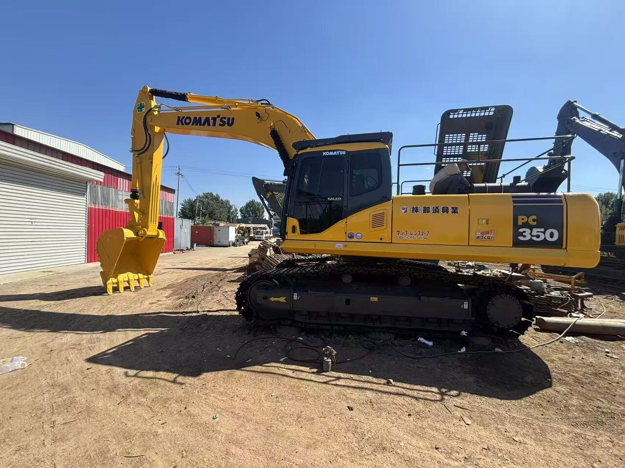 KOMATSU PC350 - Гусеничный экскаватор: фото 3 KOMATSU PC350 - Гусеничный экскаватор: фото 3