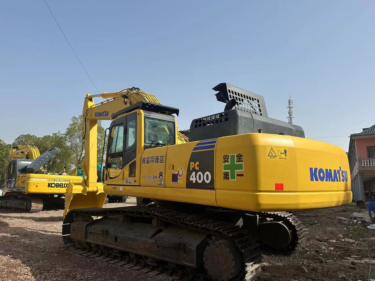 KOMATSU PC400-7 - Гусеничный экскаватор: фото 1 KOMATSU PC400-7 - Гусеничный экскаватор: фото 1