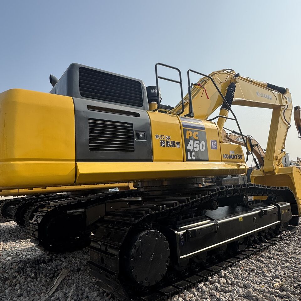 KOMATSU PC450-8 - Гусеничный экскаватор: фото 1 KOMATSU PC450-8 - Гусеничный экскаватор: фото 1