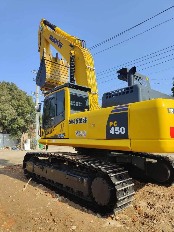 KOMATSU PC450 - Гусеничный экскаватор: фото 2 KOMATSU PC450 - Гусеничный экскаватор: фото 2