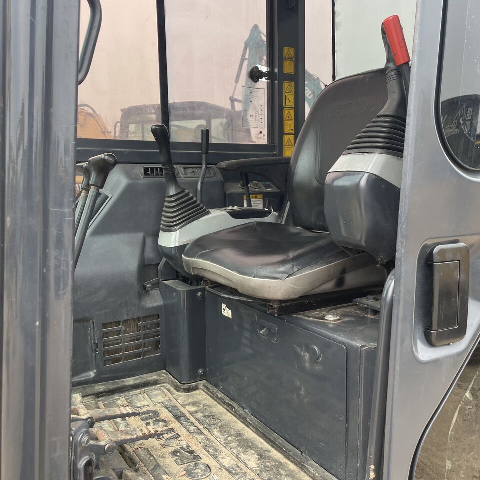 KOMATSU PC55MR - Мини-экскаватор: фото 3 KOMATSU PC55MR - Мини-экскаватор: фото 3