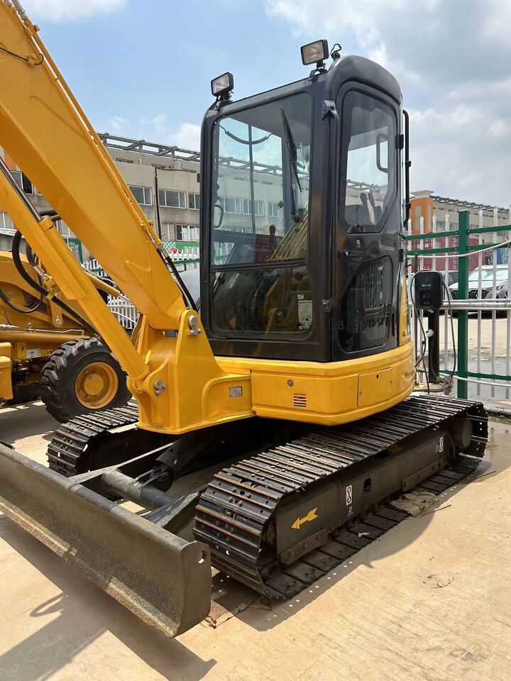 KOMATSU PC55 - Мини-экскаватор: фото 2 KOMATSU PC55 - Мини-экскаватор: фото 2