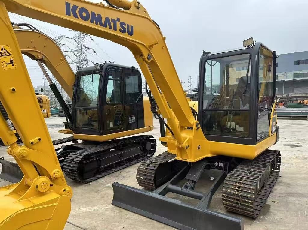 KOMATSU PC56 - Мини-экскаватор: фото 1 KOMATSU PC56 - Мини-экскаватор: фото 1