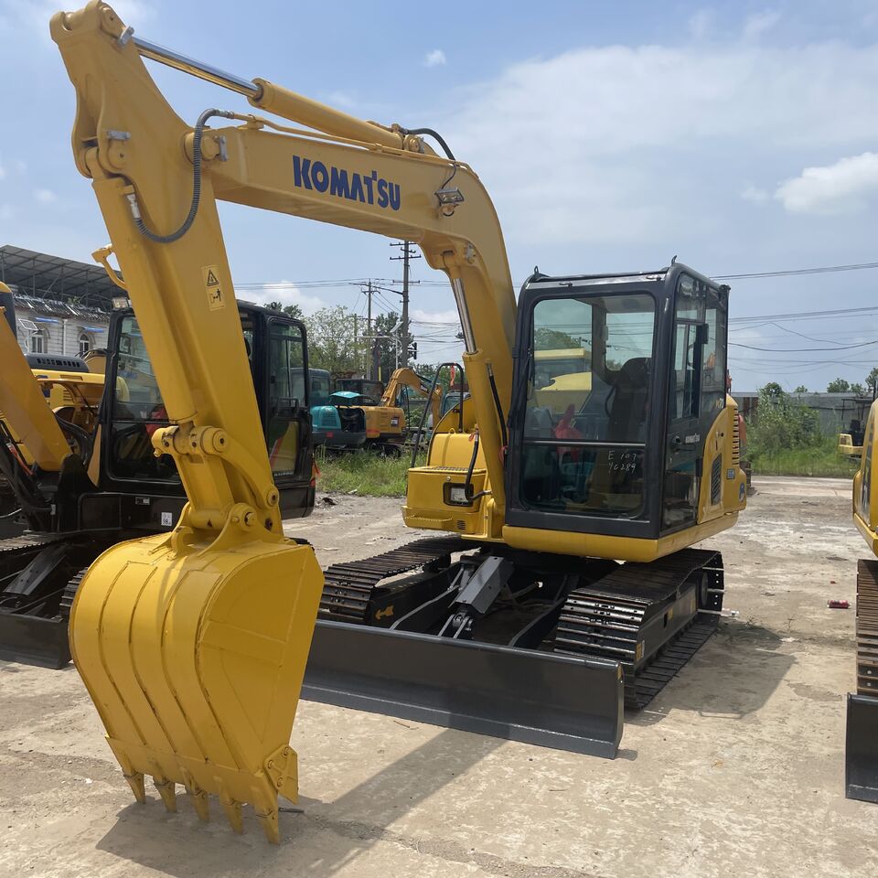 KOMATSU PC70 - Мини-экскаватор: фото 2 KOMATSU PC70 - Мини-экскаватор: фото 2
