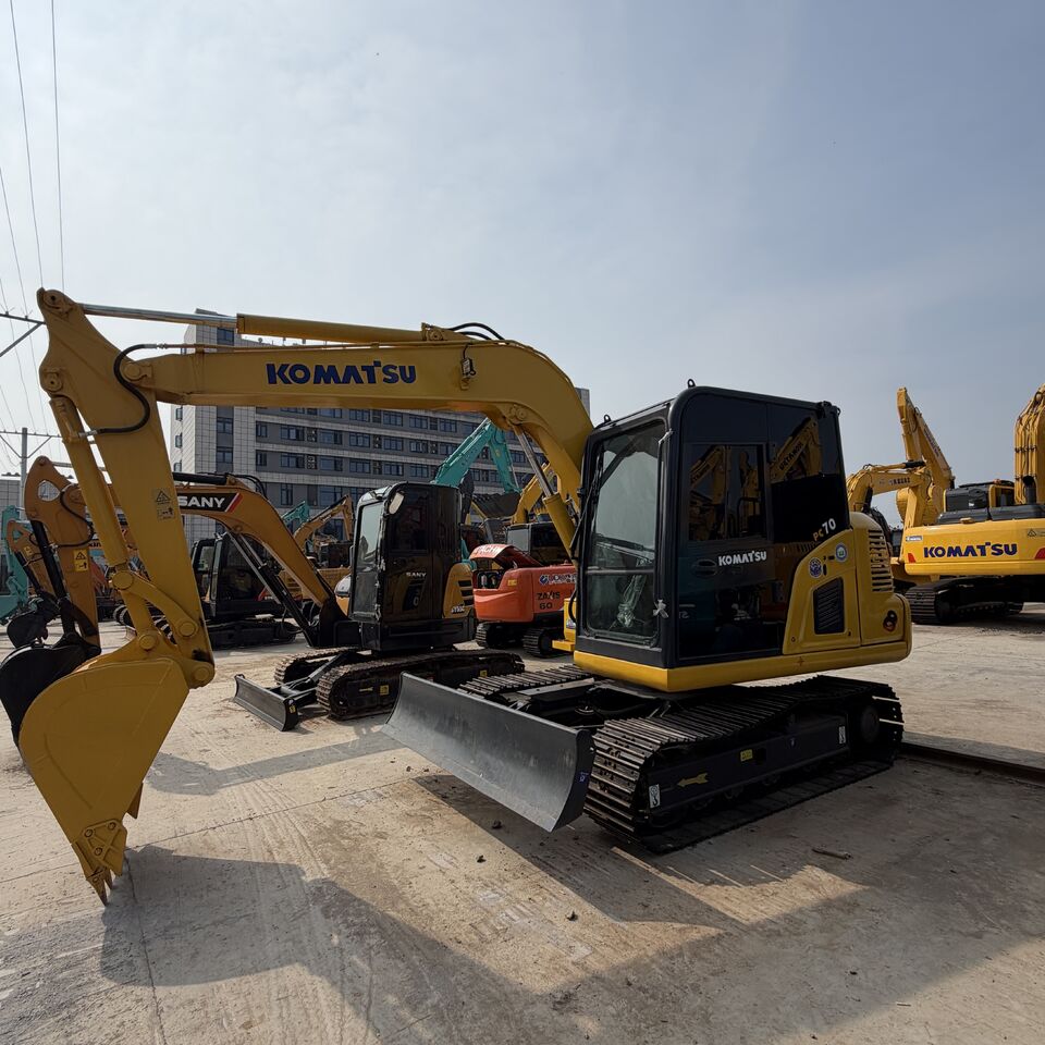 KOMATSU PC70 - Мини-экскаватор: фото 2 KOMATSU PC70 - Мини-экскаватор: фото 2