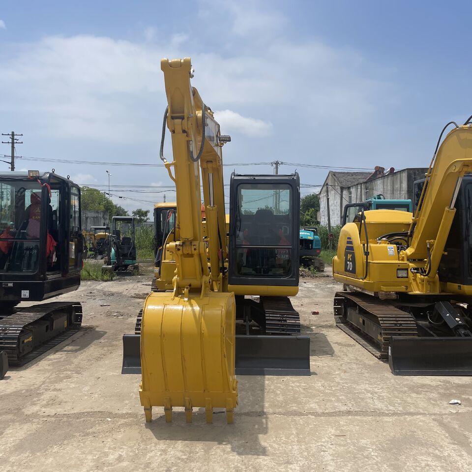 KOMATSU PC70 - Мини-экскаватор: фото 1 KOMATSU PC70 - Мини-экскаватор: фото 1