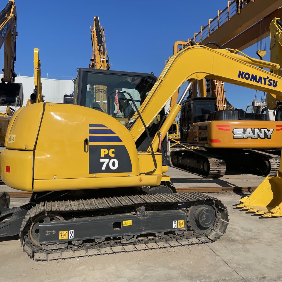 KOMATSU PC70 - Мини-экскаватор: фото 1 KOMATSU PC70 - Мини-экскаватор: фото 1
