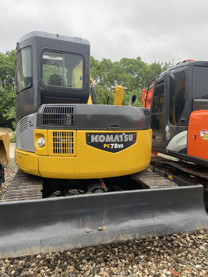 KOMATSU PC78 US - Гусеничный экскаватор: фото 3 KOMATSU PC78 US - Гусеничный экскаватор: фото 3