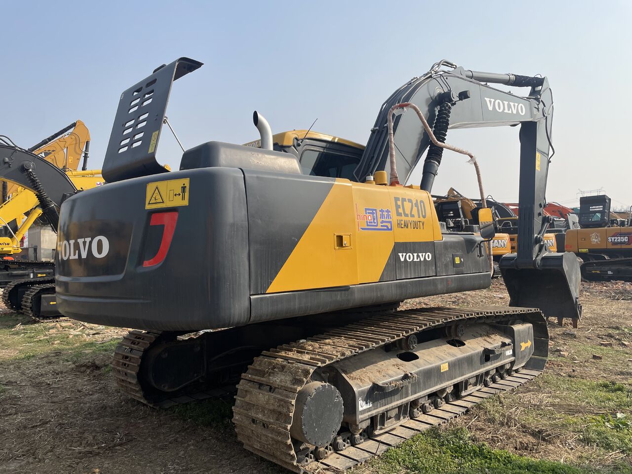 VOLVO EC210 - Гусеничный экскаватор: фото 2 VOLVO EC210 - Гусеничный экскаватор: фото 2