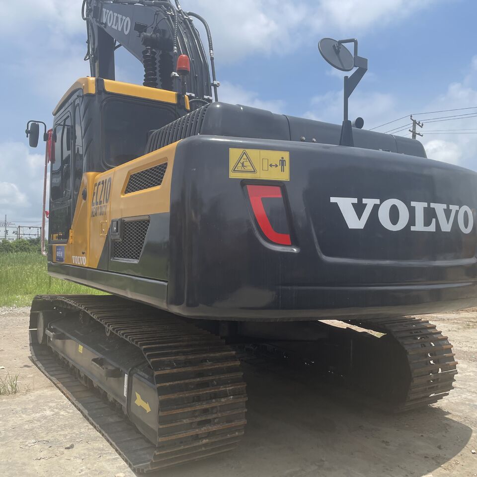 VOLVO EC210 - Гусеничный экскаватор: фото 2 VOLVO EC210 - Гусеничный экскаватор: фото 2