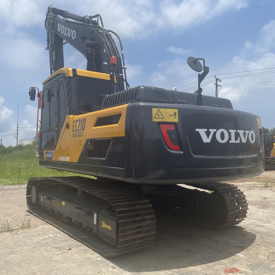 VOLVO EC210 - Гусеничный экскаватор: фото 3 VOLVO EC210 - Гусеничный экскаватор: фото 3