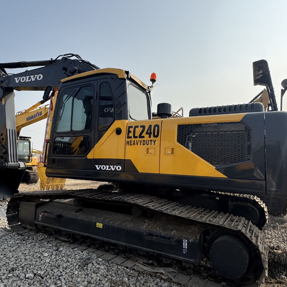 VOLVO EC240 - Гусеничный экскаватор: фото 1 VOLVO EC240 - Гусеничный экскаватор: фото 1