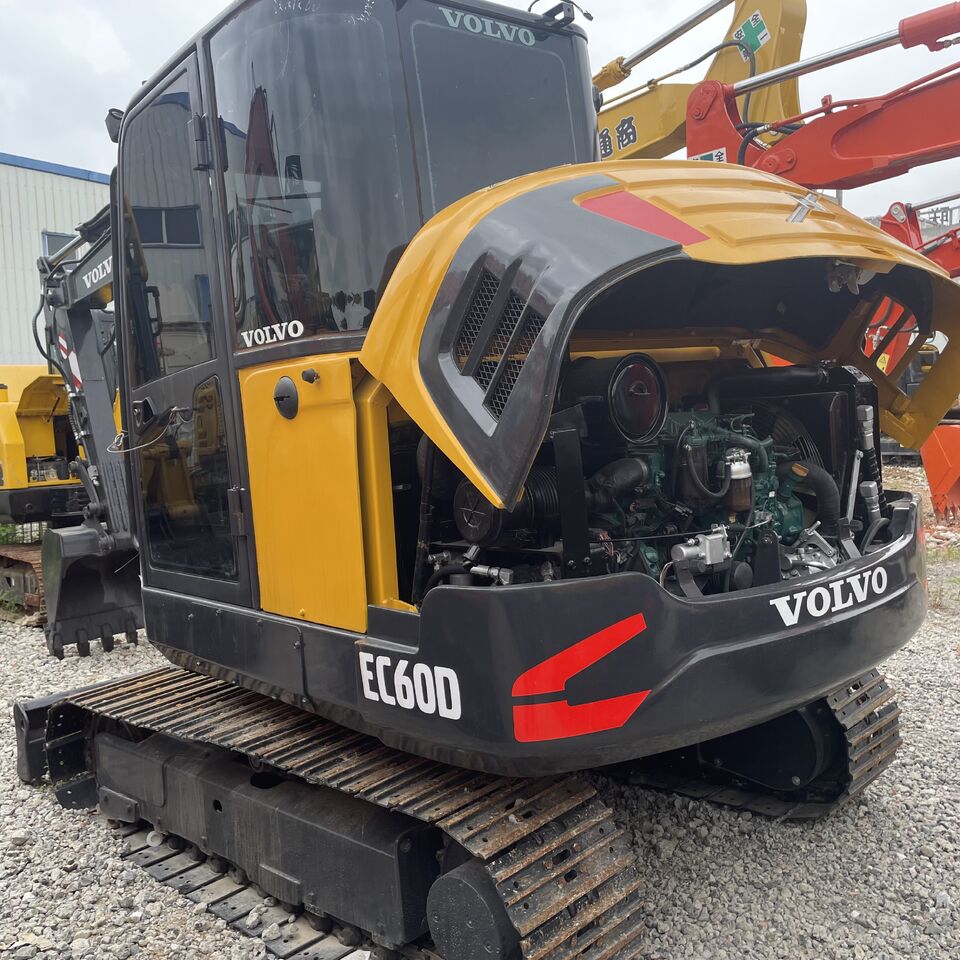 VOLVO EC60D - Мини-экскаватор: фото 5 VOLVO EC60D - Мини-экскаватор: фото 5