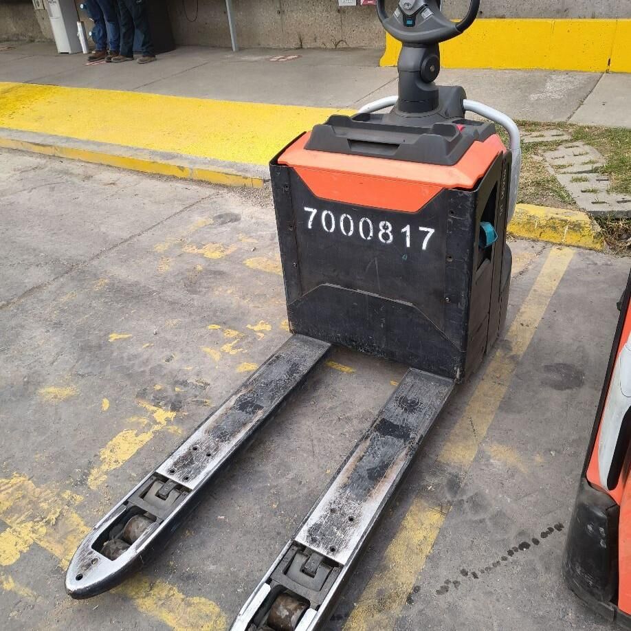 TRANSPALETA TOYOTALPE 200 - Li - Тележка: фото 1 TRANSPALETA TOYOTALPE 200 - Li - Тележка: фото 1