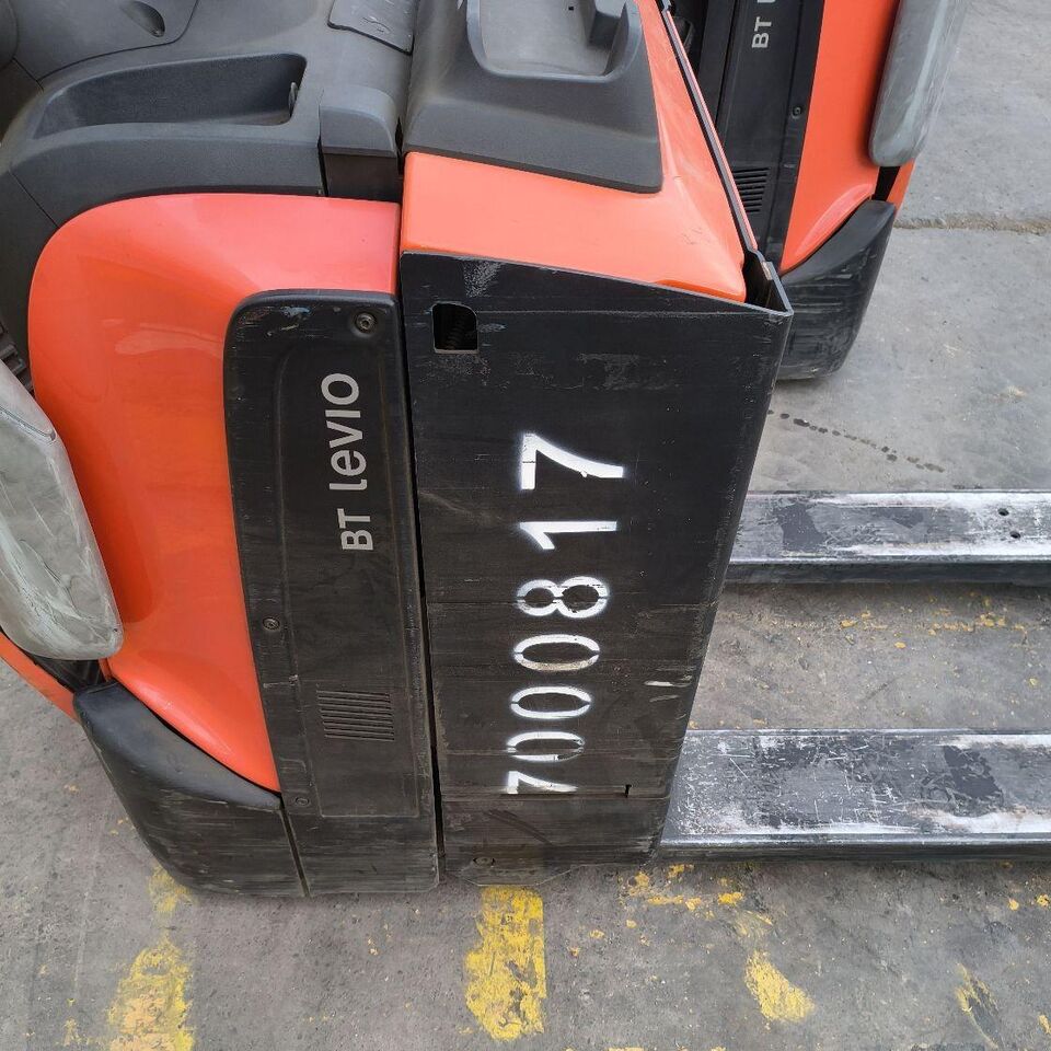 TRANSPALETA TOYOTALPE 200 - Li - Тележка: фото 2 TRANSPALETA TOYOTALPE 200 - Li - Тележка: фото 2