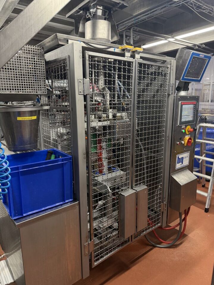 BG PACK Vertical Flow Pack Machine with MULTIPOND Multihead Weigher - Молокоперерабатывающее оборудование: фото 1 BG PACK Vertical Flow Pack Machine with MULTIPOND Multihead Weigher - Молокоперерабатывающее оборудование: фото 1