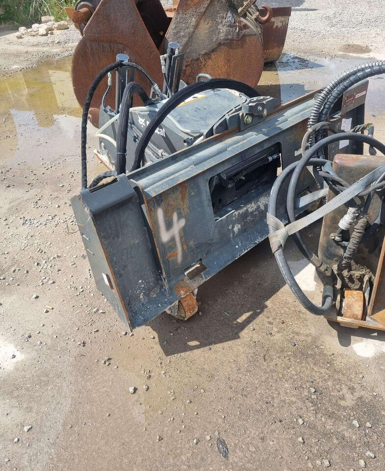 Bobcat 18pla - Дорожная фреза: фото 4 Bobcat 18pla - Дорожная фреза: фото 4