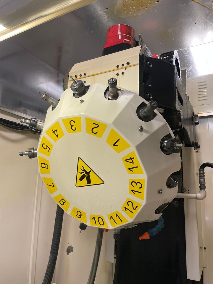 FANUC ROBODRILL ALPHA T14i B - Обрабатывающий центр с ЧПУ: фото 5 FANUC ROBODRILL ALPHA T14i B - Обрабатывающий центр с ЧПУ: фото 5