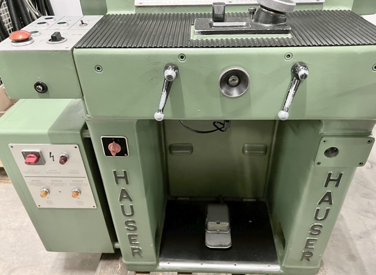 HAUSER 3 BA - Расточный станок: фото 3 HAUSER 3 BA - Расточный станок: фото 3