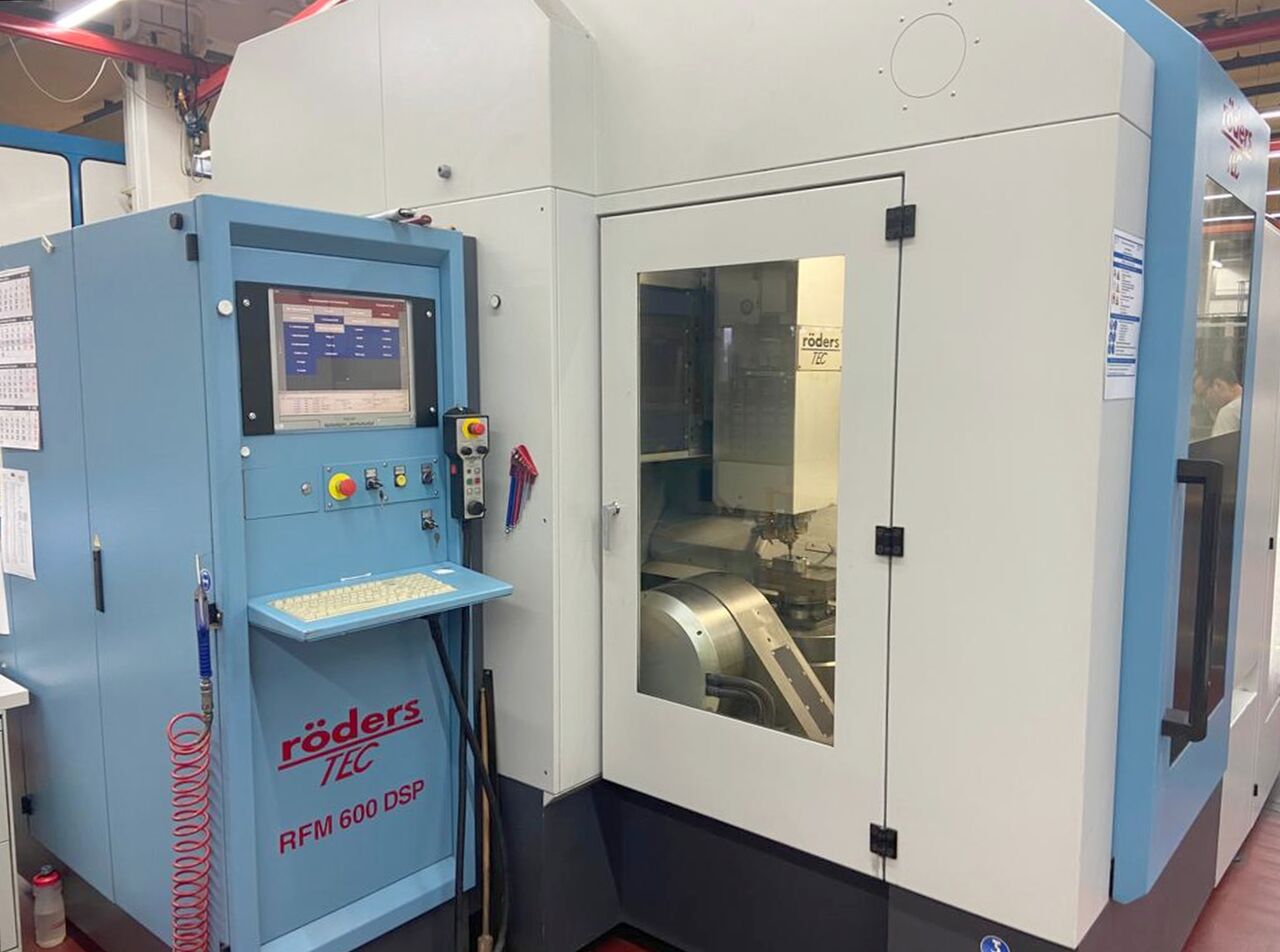 RÖDERS RFM 600 DSP - Обрабатывающий центр с ЧПУ: фото 1 RÖDERS RFM 600 DSP - Обрабатывающий центр с ЧПУ: фото 1