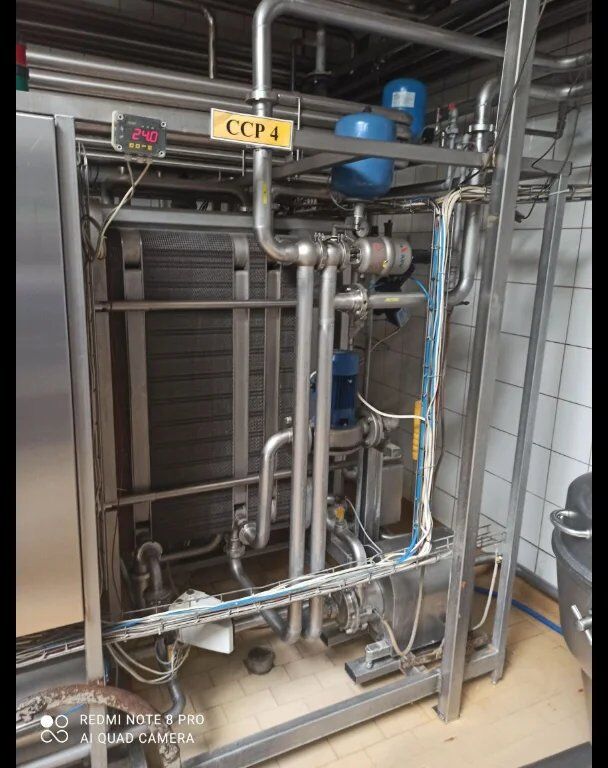 Used APV N35 Plate pasteurizer 10000Lh - Оборудование для производства напитков: фото 1 Used APV N35 Plate pasteurizer 10000Lh - Оборудование для производства напитков: фото 1