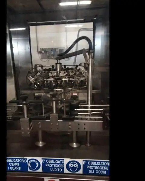 Used Bottling Line for still wine 2000 bph - Линия розлива: фото 1 Used Bottling Line for still wine 2000 bph - Линия розлива: фото 1