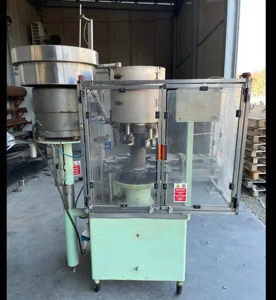 Used Capping Machine BERTOLASO plastic T stopper u - Упаковочное оборудование: фото 5 Used Capping Machine BERTOLASO plastic T stopper u - Упаковочное оборудование: фото 5