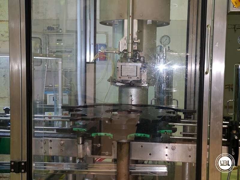 Used Capping Machine Bertolaso S.Gloria 500 Straig - Упаковочное оборудование: фото 4 Used Capping Machine Bertolaso S.Gloria 500 Straig - Упаковочное оборудование: фото 4