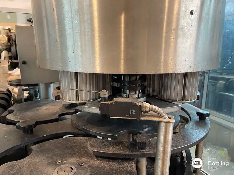 Used Capsuling Machine Nortan Prisma 1996 - Оборудование для производства напитков: фото 5 Used Capsuling Machine Nortan Prisma 1996 - Оборудование для производства напитков: фото 5
