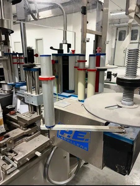 Used Labeling Machine PE LABELERS Universal Master - Этикетировщик: фото 5 Used Labeling Machine PE LABELERS Universal Master - Этикетировщик: фото 5