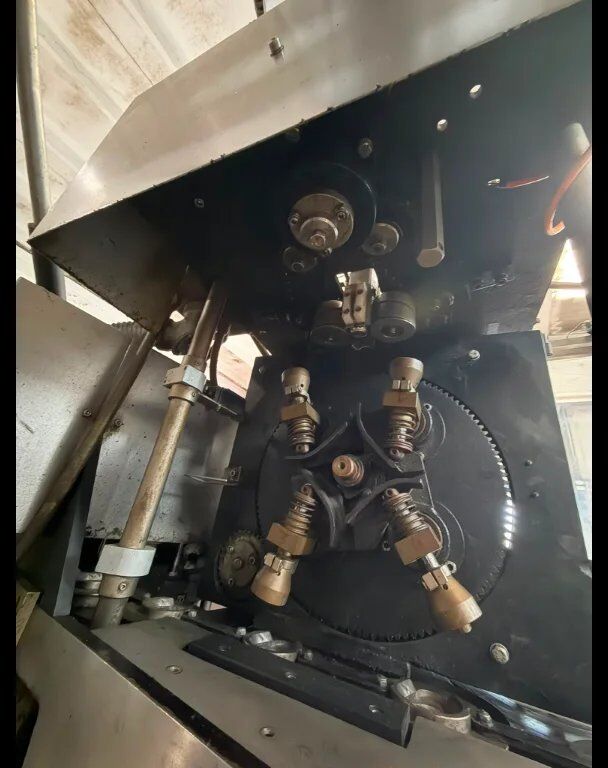 Used ROBINO & GALANDRINO Wirehooder record 10-2 - Оборудование для производства напитков: фото 3 Used ROBINO & GALANDRINO Wirehooder record 10-2 - Оборудование для производства напитков: фото 3