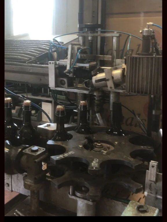 Used ROBINO & GALANDRINOwirehooder 3000 BPH - Оборудование для производства напитков: фото 1 Used ROBINO & GALANDRINOwirehooder 3000 BPH - Оборудование для производства напитков: фото 1