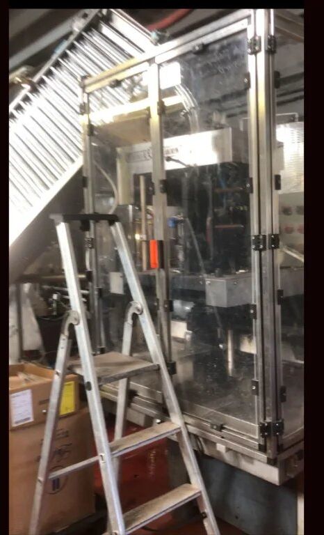 Used ROBINO & GALANDRINOwirehooder 3000 BPH - Оборудование для производства напитков: фото 2 Used ROBINO & GALANDRINOwirehooder 3000 BPH - Оборудование для производства напитков: фото 2