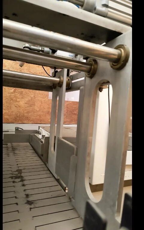 Used ZELGA Shrink wrapper RZE 400 - 2014 - Термоусадочная машина: фото 3 Used ZELGA Shrink wrapper RZE 400 - 2014 - Термоусадочная машина: фото 3