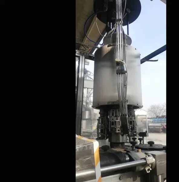 Used capping Machine BERTOLASO for aluminium screw - Упаковочное оборудование: фото 2 Used capping Machine BERTOLASO for aluminium screw - Упаковочное оборудование: фото 2
