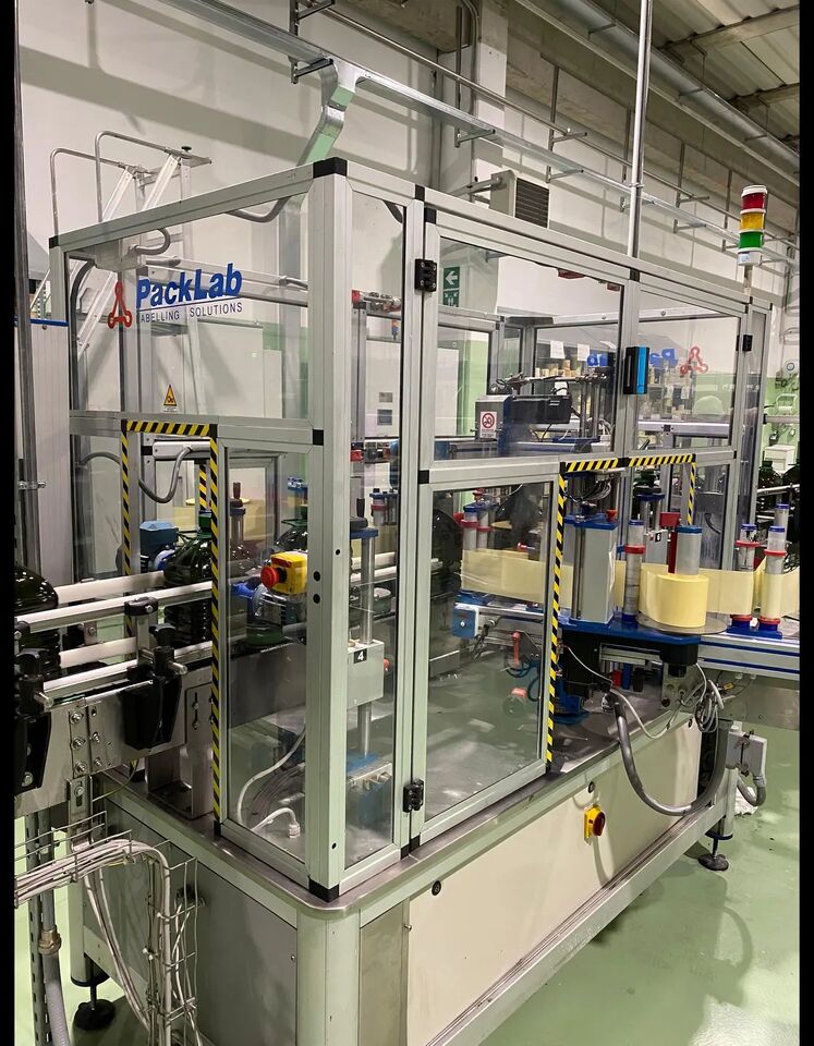Used labeling machne PE Pack Lab 6000 bph - Этикетировщик: фото 1 Used labeling machne PE Pack Lab 6000 bph - Этикетировщик: фото 1