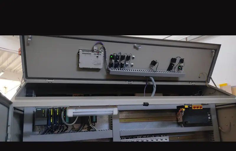 Used palettizer KEBER AXO4 700 bph - Упаковочное оборудование: фото 2 Used palettizer KEBER AXO4 700 bph - Упаковочное оборудование: фото 2