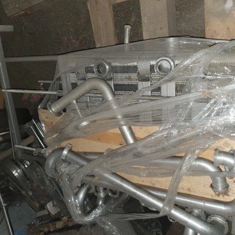 Used pasteurizer Alfa Laval 1998 - 5000 L/h - Оборудование для производства напитков: фото 2 Used pasteurizer Alfa Laval 1998 - 5000 L/h - Оборудование для производства напитков: фото 2