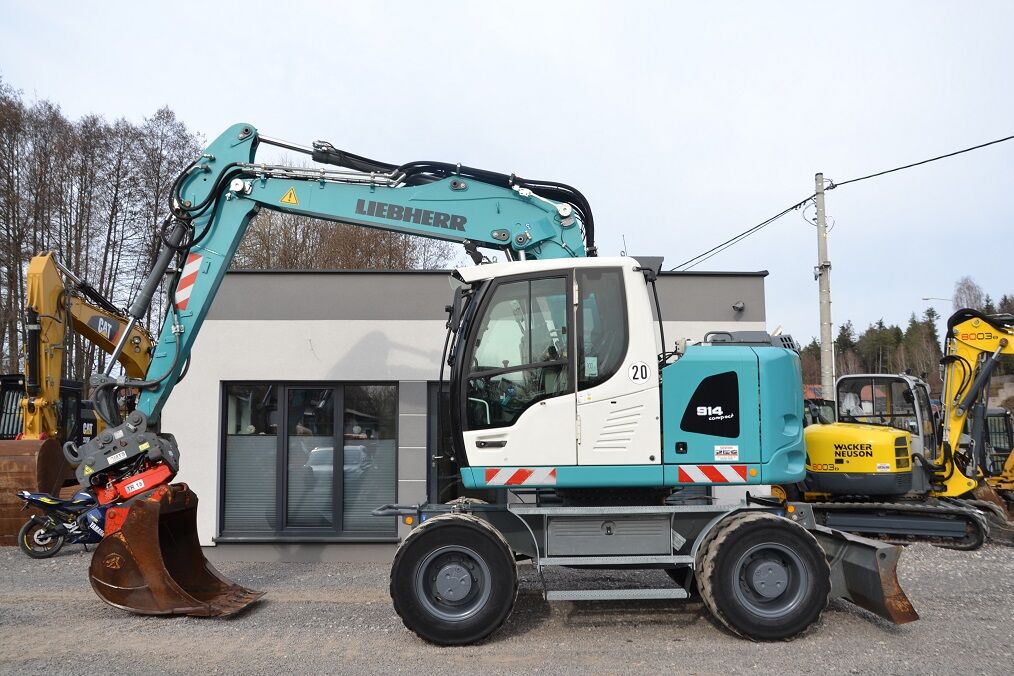 LIEBHERR A 914 COMPACT ROTOTILT - Колёсный экскаватор: фото 4 LIEBHERR A 914 COMPACT ROTOTILT - Колёсный экскаватор: фото 4