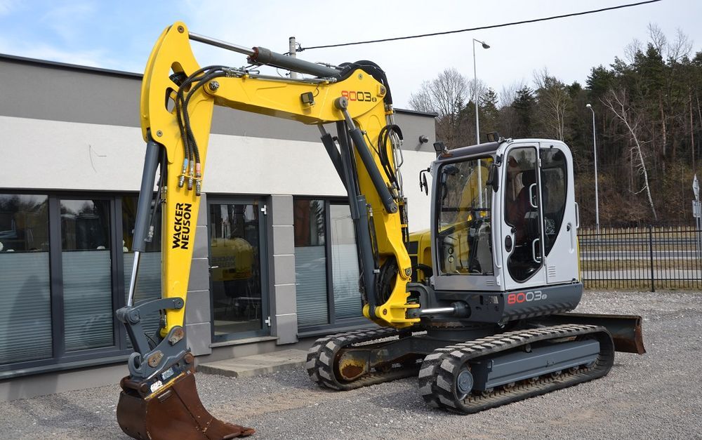 Wacker Neuson 8003 - Мини-экскаватор: фото 3 Wacker Neuson 8003 - Мини-экскаватор: фото 3