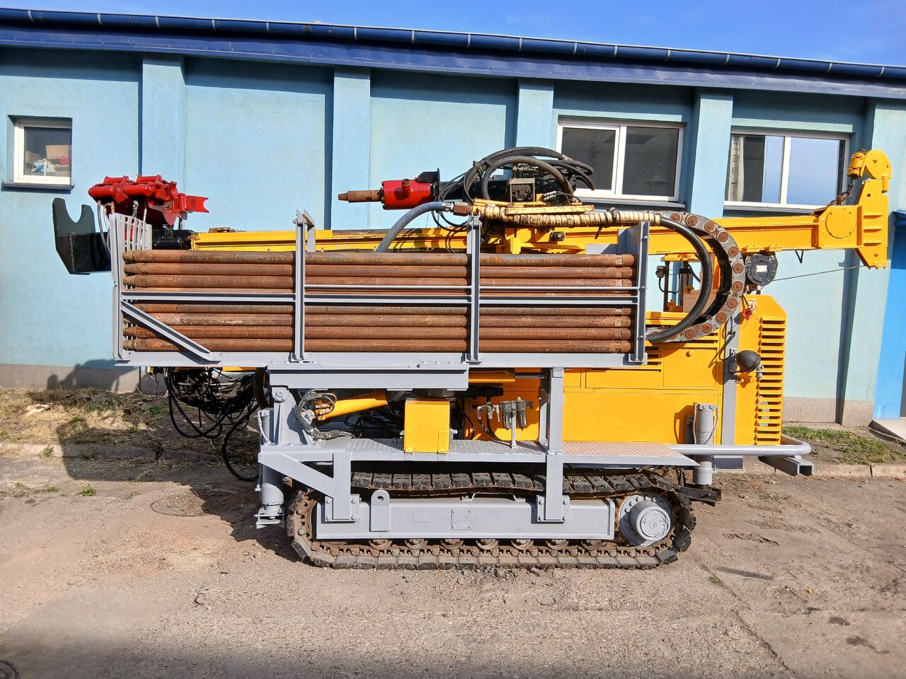 Atlas Copco Mustang 4-F1 - Буровая машина: фото 5 Atlas Copco Mustang 4-F1 - Буровая машина: фото 5