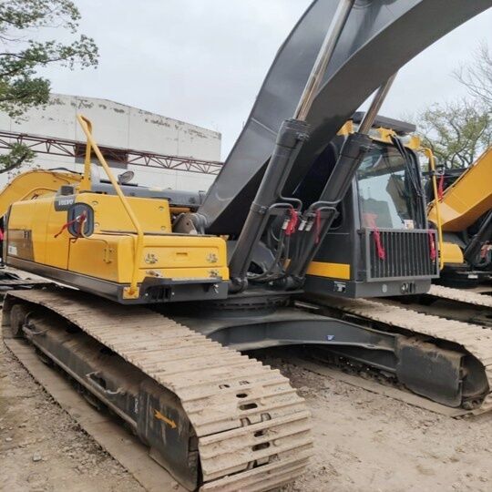 Volvo EC220D - Гусеничный экскаватор: фото 1 Volvo EC220D - Гусеничный экскаватор: фото 1