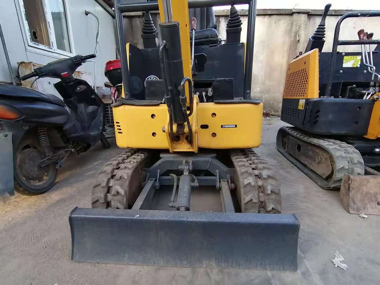 Yanmar VIO15 - Мини-экскаватор: фото 1 Yanmar VIO15 - Мини-экскаватор: фото 1