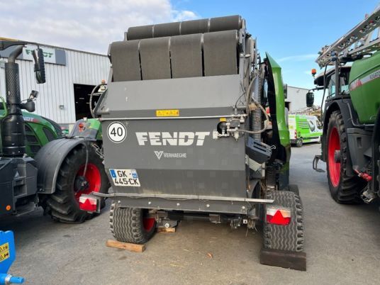 Fendt ROTANA 180v Classic - Пресс-подборщик рулонный: фото 3 Fendt ROTANA 180v Classic - Пресс-подборщик рулонный: фото 3