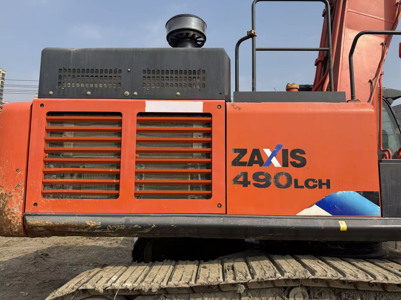 HITACHI ZX490LCH-5A - Гусеничный экскаватор: фото 2 HITACHI ZX490LCH-5A - Гусеничный экскаватор: фото 2