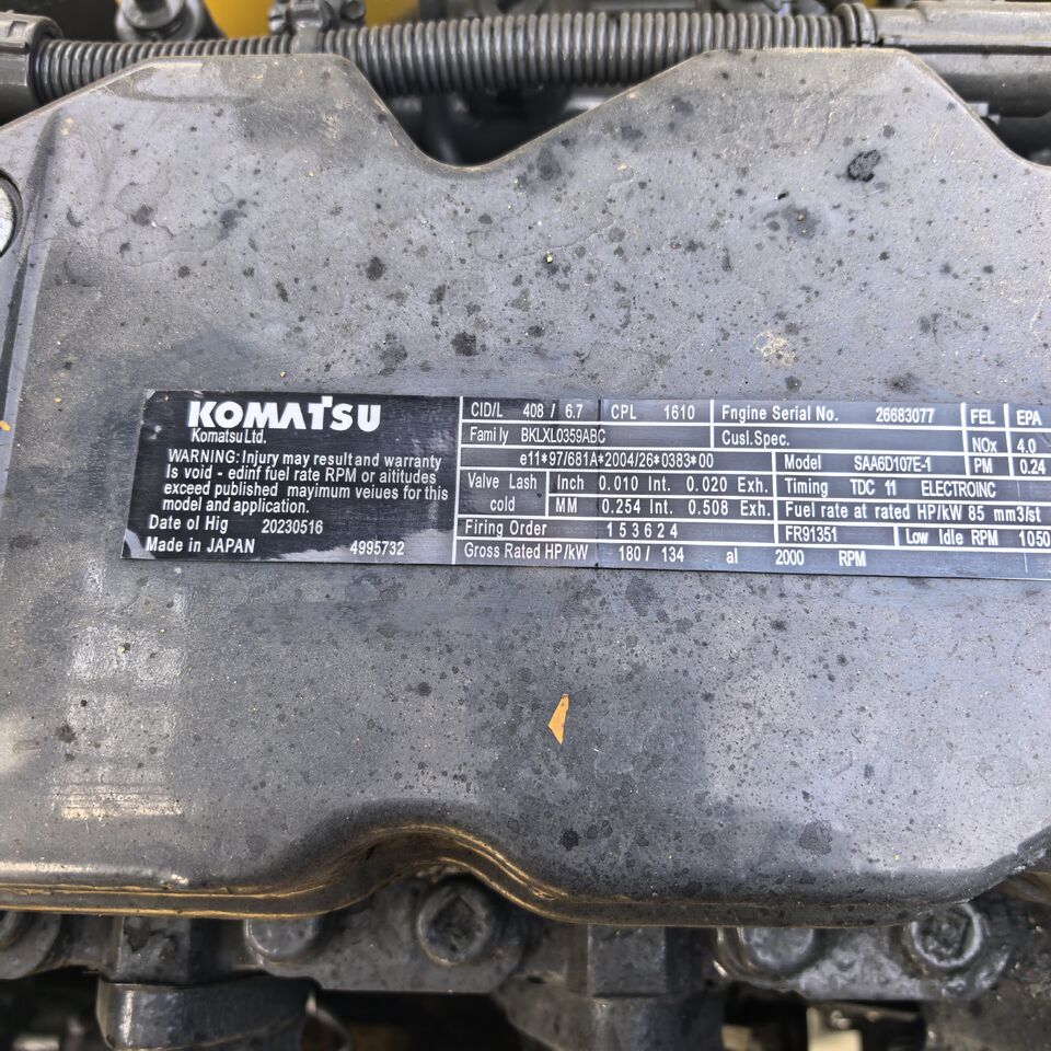 KOMATSU PC200 - Гусеничный экскаватор: фото 4 KOMATSU PC200 - Гусеничный экскаватор: фото 4