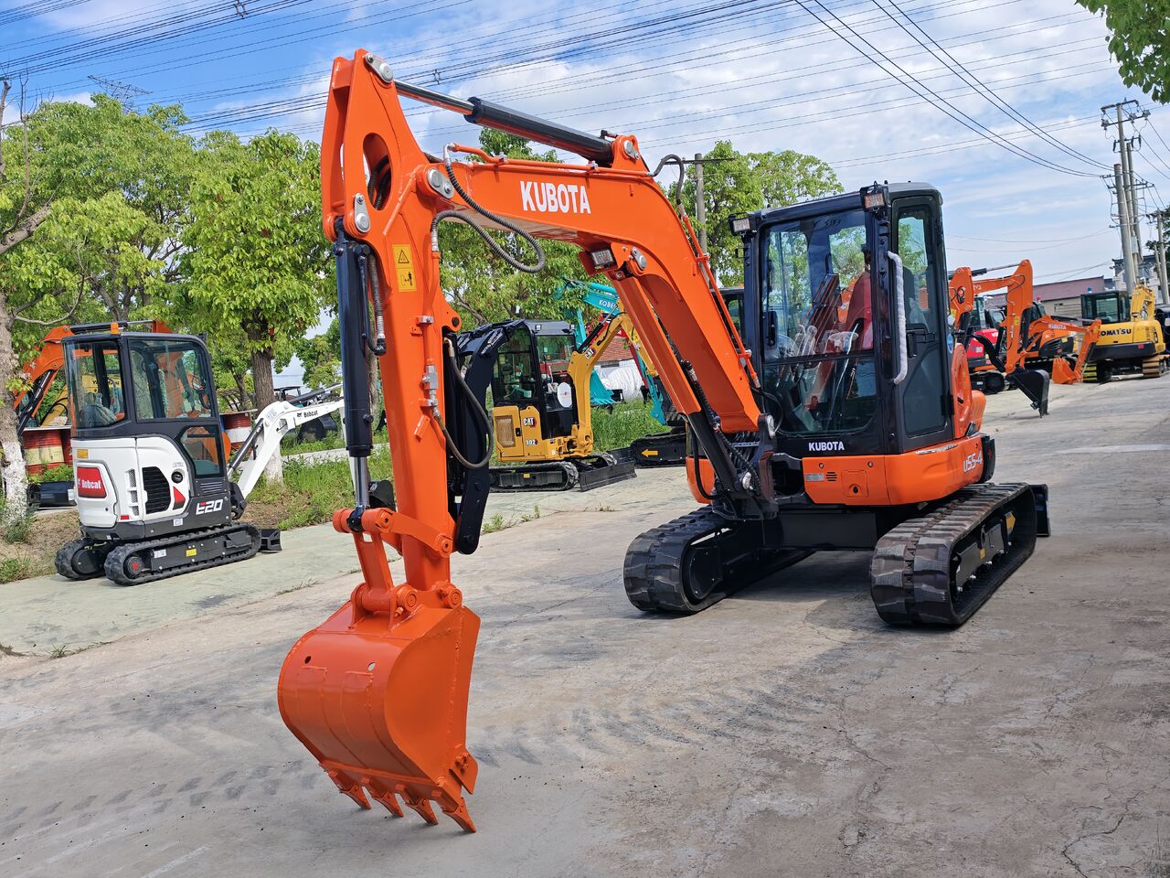 KUBOTA U55-4 Mini Excavator - Мини-экскаватор: фото 1 KUBOTA U55-4 Mini Excavator - Мини-экскаватор: фото 1