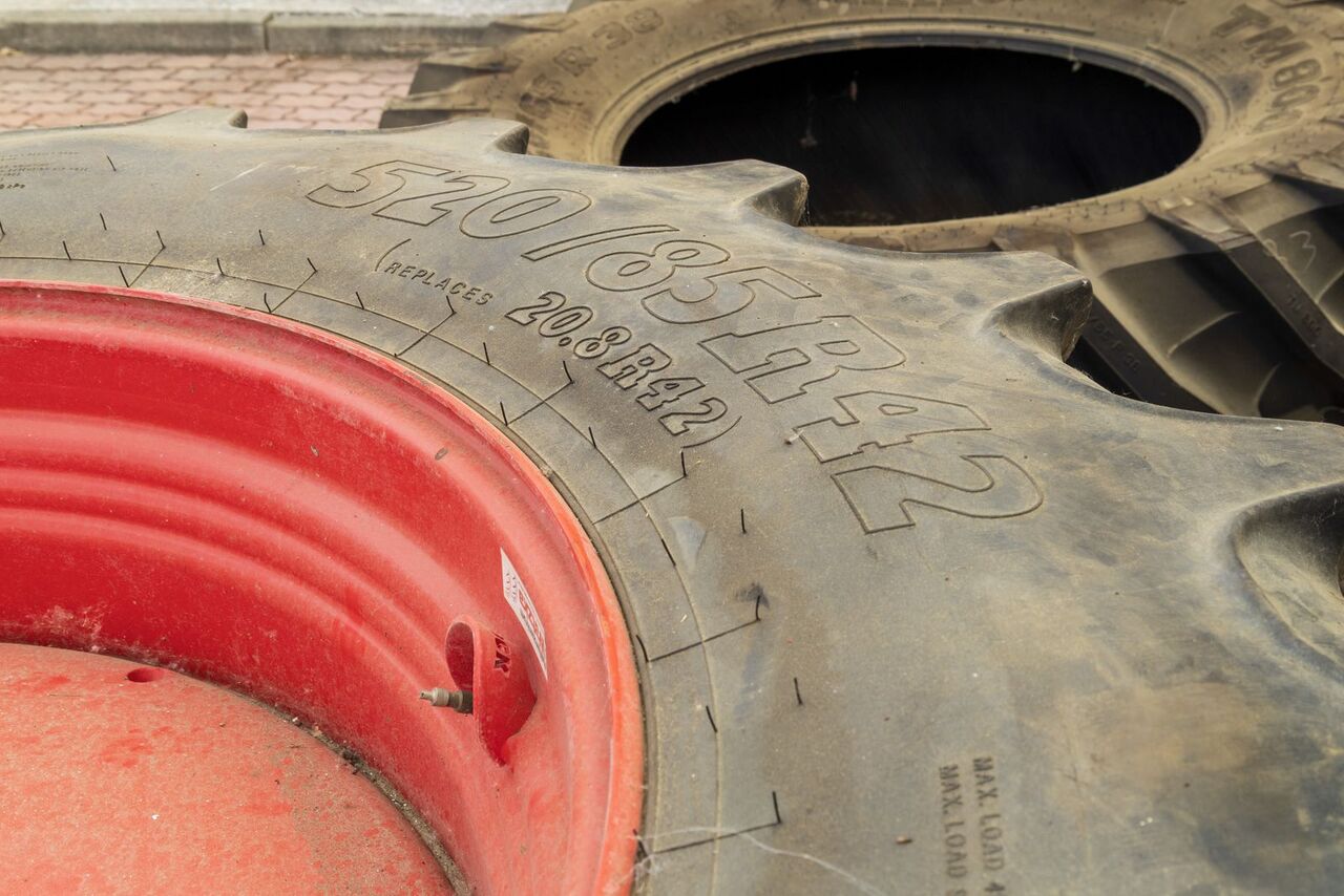 BKT 520/85 R42 AGRIMAX RT 855 - Шина для Тракторов: фото 2 BKT 520/85 R42 AGRIMAX RT 855 - Шина для Тракторов: фото 2