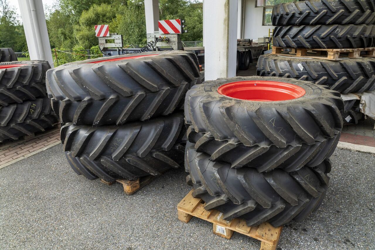 Michelin 440/65 R24 UND 540/65 R34 MULTIBIB - Шина для Тракторов: фото 1 Michelin 440/65 R24 UND 540/65 R34 MULTIBIB - Шина для Тракторов: фото 1