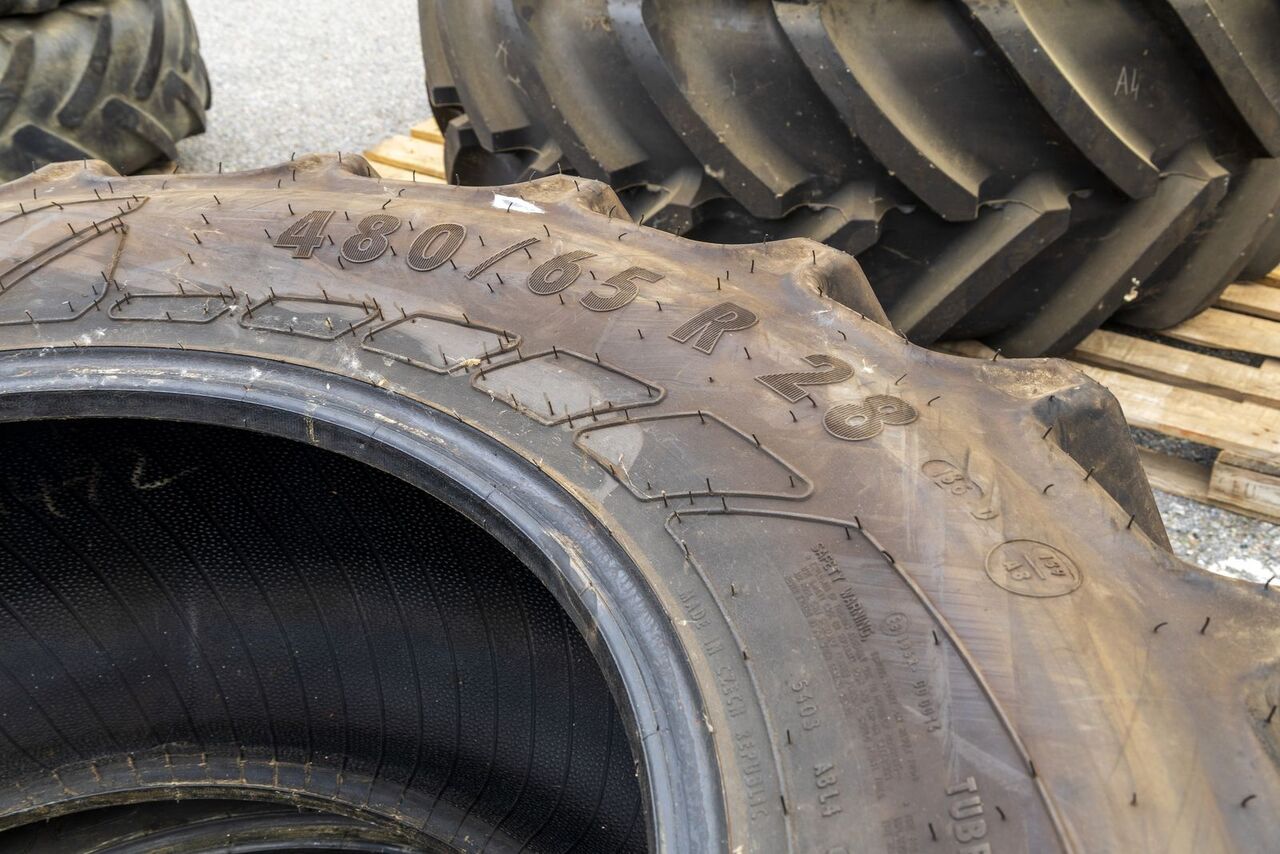 Mitas 480/65 R28 AC65 - Шина для Тракторов: фото 2 Mitas 480/65 R28 AC65 - Шина для Тракторов: фото 2